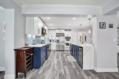 1852 NW 82nd Avenue, Coral Springs, FL 33071 - Photo 46