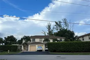 4460 Crystal Lake Dr, Deerfield Beach, FL 33064 - Photo 1