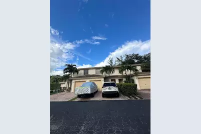 4460 Crystal Lake Drive, Deerfield Beach, FL 33064 - Photo 2