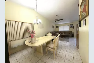 2000 NW 70th Lane, Margate, FL 33063 - Photo 4