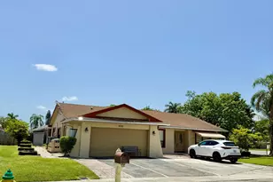 2000 NW 70th Ln, Margate, FL 33063 - Photo 2