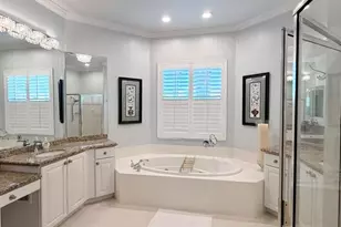 9546 Lantern Bay Cir, West Palm Beach, FL 33411 - Photo 12