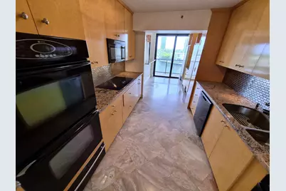 19667 Turnberry Way #4J, Aventura, FL 33180 - Photo 18