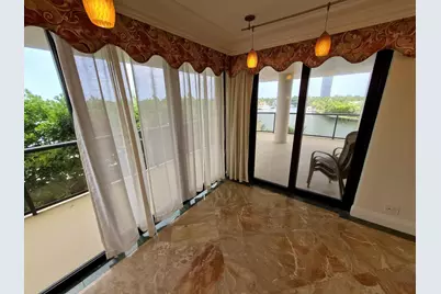 19667 Turnberry Way #4J, Aventura, FL 33180 - Photo 8
