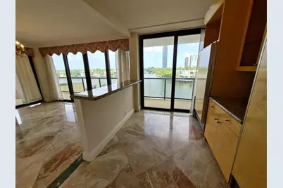 19667 Turnberry Way #4J, Aventura, FL 33180 - Photo 16