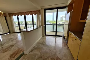 19967 Turnberry Way, Aventura, FL 33180 - Photo 16