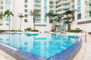 300 S Biscayne Blvd, Miami, FL 33131 - Photo 12