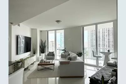 300 S Biscayne Boulevard #T-2208, Miami, FL 33131 - Photo 4