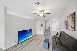 135 SW Walking Path, Stuart, FL 34997 - Photo 8