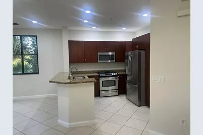 3020 NW 125th Avenue #315, Sunrise, FL 33323 - Photo 2