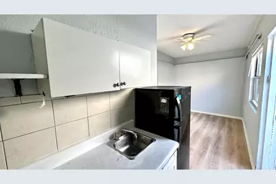 447 Conniston Road #Unit 3, West Palm Beach, FL 33405 - Photo 2