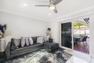 2045 Pinehurst Dr, West Palm Beach, FL 33407 - Photo 20