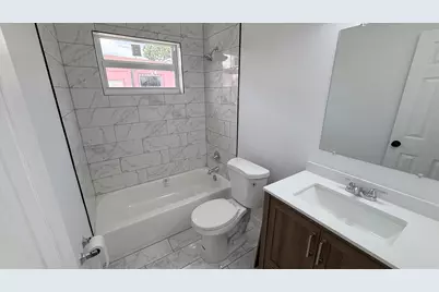 1063 NW 108th Terrace, Miami, FL 33168 - Photo 10