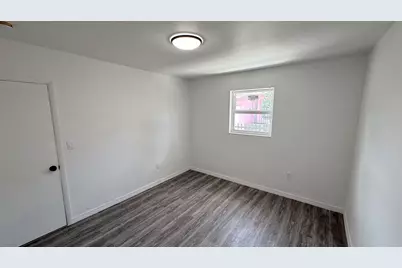 1063 NW 108th Terrace, Miami, FL 33168 - Photo 12