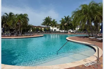 9207 W 33rd Lane, Hialeah, FL 33018 - Photo 42