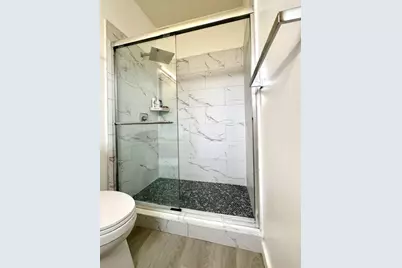 9207 W 33rd Lane, Hialeah, FL 33018 - Photo 26