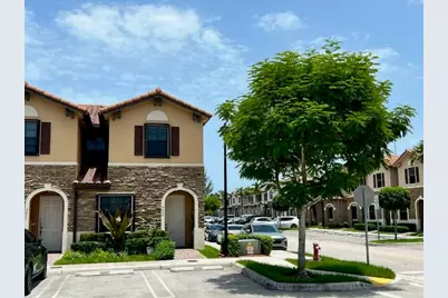9207 W 33rd Lane, Hialeah, FL 33018 - Photo 2