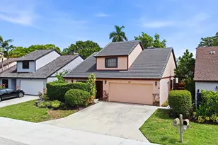 118 Beaumont Ln, Palm Beach Gardens, FL 33410 - Photo 2