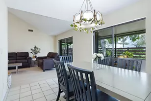 118 Beaumont Ln, Palm Beach Gardens, FL 33410 - Photo 12