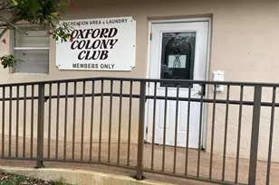 209 Oxford 200, West Palm Beach, FL 33417 - Photo 2