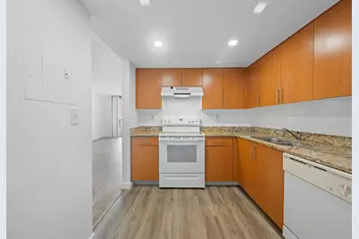 3300 NE 192nd Street #915, Aventura, FL 33180 - Photo 14