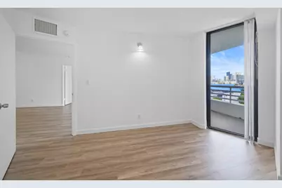 3300 NE 192nd Street #915, Aventura, FL 33180 - Photo 12