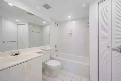 3300 NE 192nd Street #915, Aventura, FL 33180 - Photo 10
