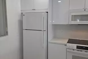 3905 N Nob Hill Rd, Sunrise, FL 33351 - Photo 6