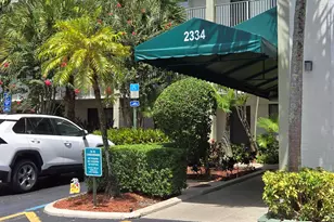 2334 S Cypress Bend Dr, Pompano Beach, FL 33069 - Photo 24