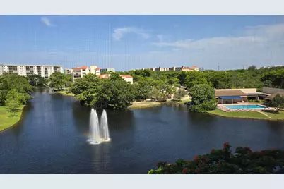 2334 S Cypress Bend Drive #602, Pompano Beach, FL 33069 - Photo 1