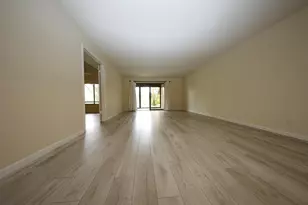 10187 Mangrove Dr, Boynton Beach, FL 33437 - Photo 8