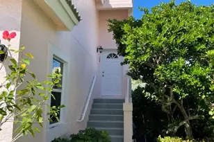 3008 Fairway Dr N, Jupiter, FL 33477 - Photo 2