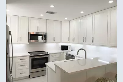 3008 Fairway Drive N, Jupiter, FL 33477 - Photo 6