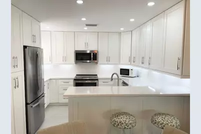 3008 Fairway Drive N, Jupiter, FL 33477 - Photo 4
