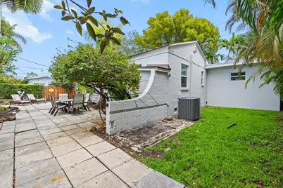 305 NE 14th Avenue, Fort Lauderdale, FL 33301 - Photo 34