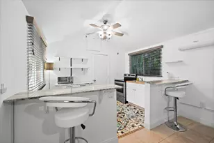 305 NE 14th Ave, Fort Lauderdale, FL 33301 - Photo 24