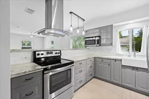 305 NE 14th Ave, Fort Lauderdale, FL 33301 - Photo 10