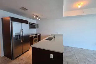 1900 N Bayshore Dr, Miami, FL 33132 - Photo 26