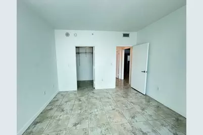 1900 N Bayshore Drive #1709, Miami, FL 33132 - Photo 6