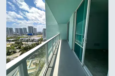 1900 N Bayshore Drive #1709, Miami, FL 33132 - Photo 4