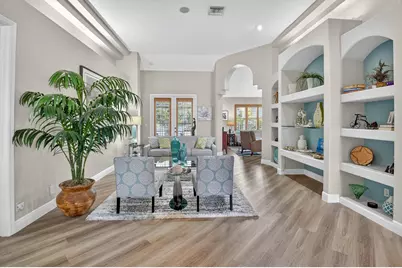 9946 Coronado Lake Drive, Boynton Beach, FL 33437 - Photo 8
