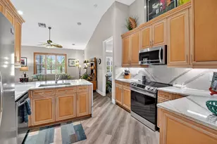 9946 Coronado Lake Dr, Boynton Beach, FL 33437 - Photo 14