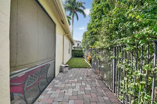 9946 Coronado Lake Dr, Boynton Beach, FL 33437 - Photo 48