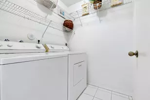 2016 Island Cir, Weston, FL 33326 - Photo 22