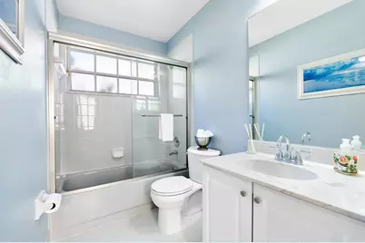 2016 Island Circle, Weston, FL 33326 - Photo 16