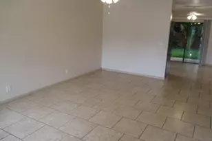 9077 E Highland Pines Dr, Palm Beach Gardens, FL 33418 - Photo 2