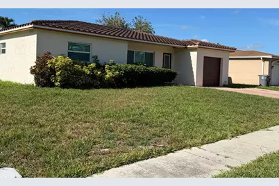 4733 Bison Street, Boca Raton, FL 33428 - Photo 2