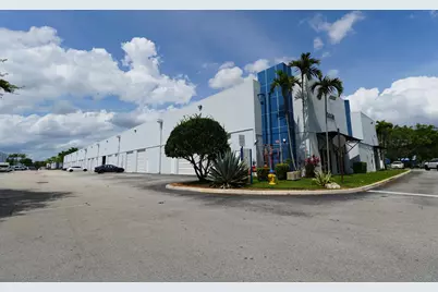 20841 Johnson Street #111, Pembroke Pines, FL 33029 - Photo 40
