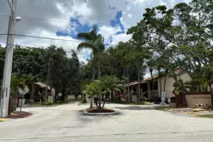 2225 SW 15th St, Deerfield Beach, FL 33442 - Photo 20
