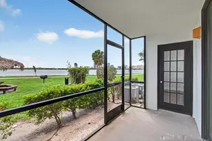 714 Executive Center Dr, West Palm Beach, FL 33401 - Photo 10